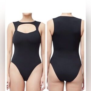 GOOD AMERICAN Black Peek-a-Boo Bodysuit